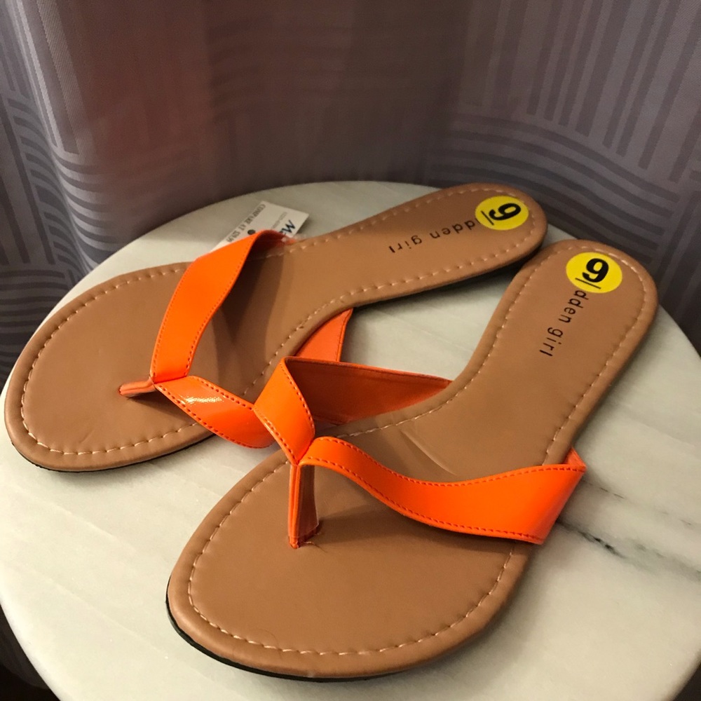 Madden Girl Flip Flops